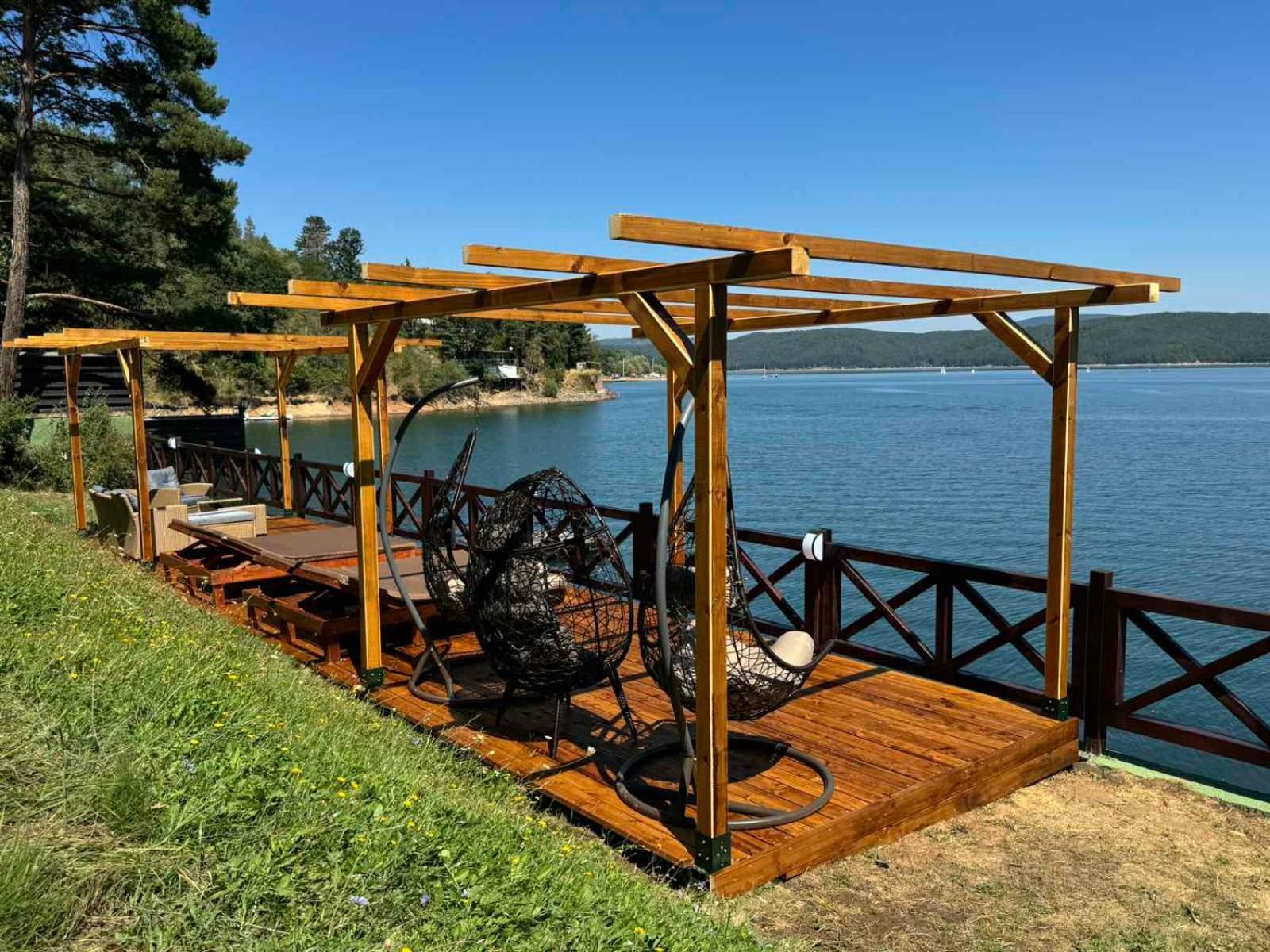 Villa Iskar Lake Residence By Bookvillabg Shtarkelovo Gnezdo Esterno foto